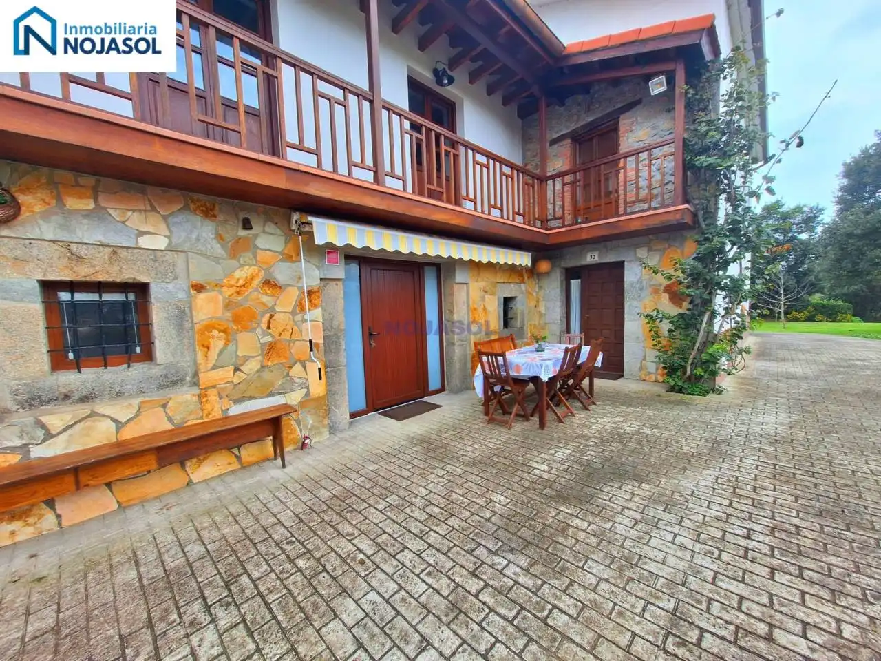 Casa de 160 m² en Arnuero