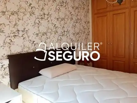 Piso de 85 m² en Oleiros