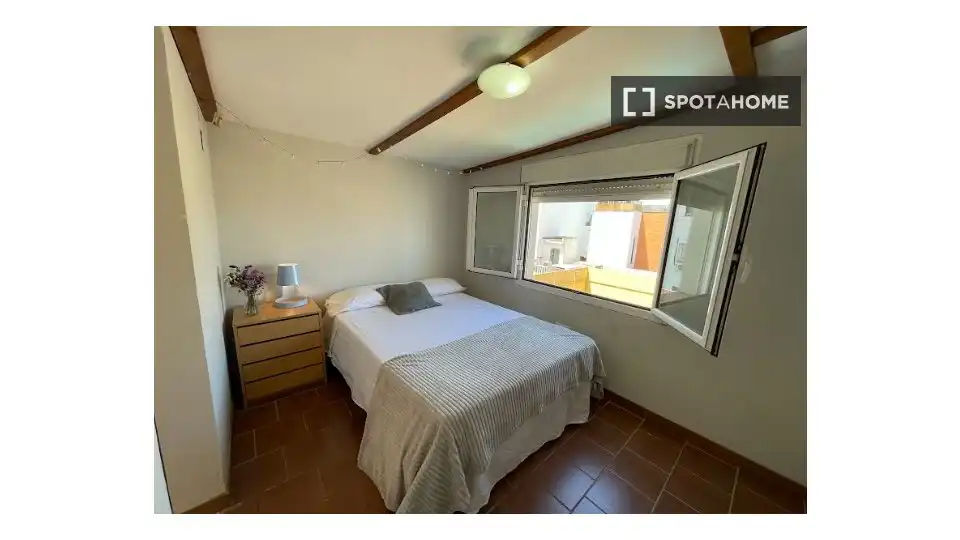 Habitación 345 m², Sevilla