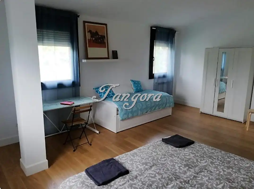 Piso de 300 m² en Mendata