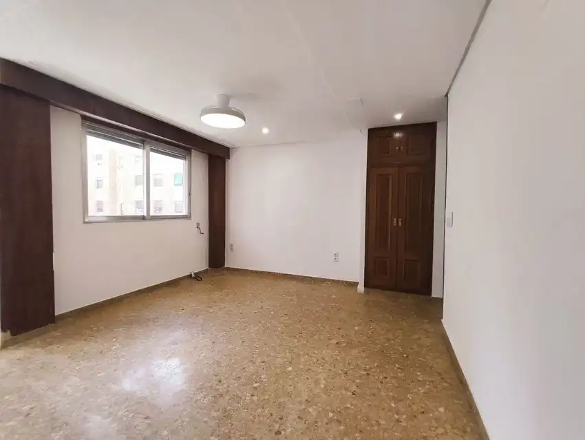 Pis de 75 m² a València