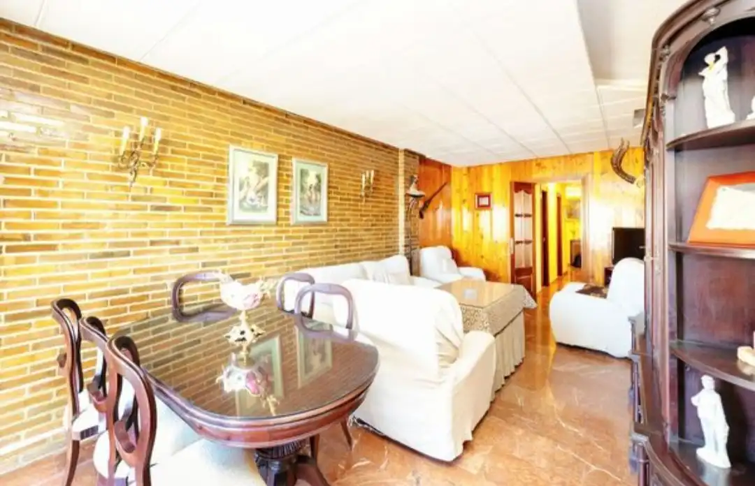 Piso de 138 m² en Granada