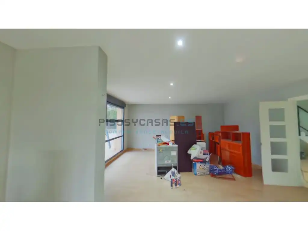 Piso de 350 m² en La Muela