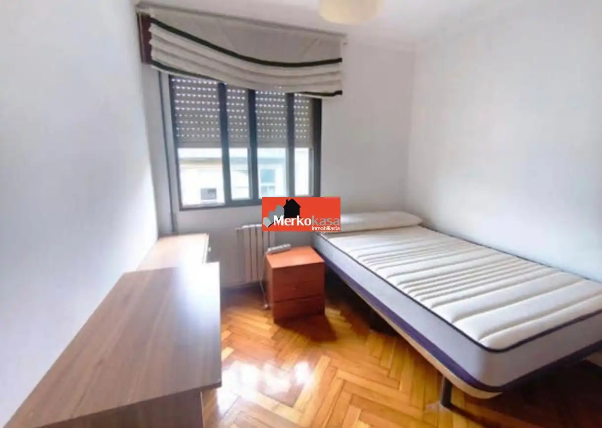 Piso de 92 m² en Lugo