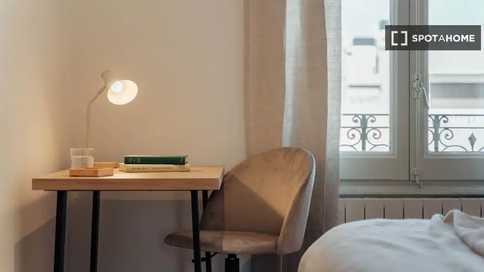 Habitación 208 m², Barcelona