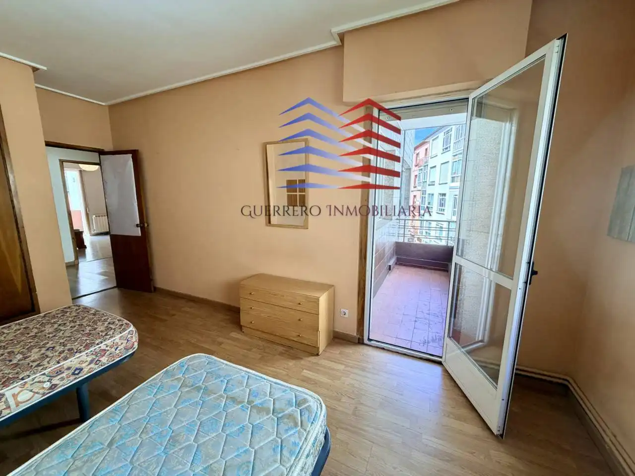Piso de 110 m² en Ourense