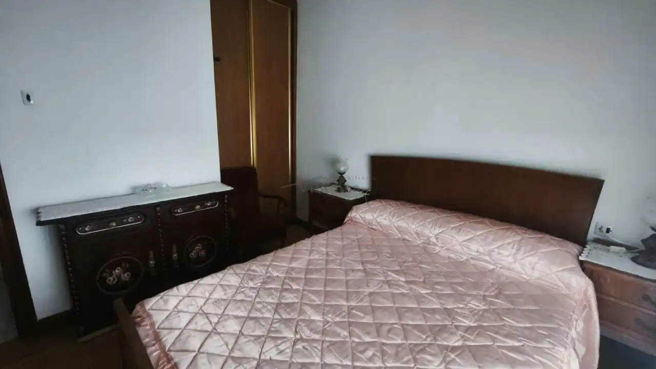 Piso de 80 m² en Ourense