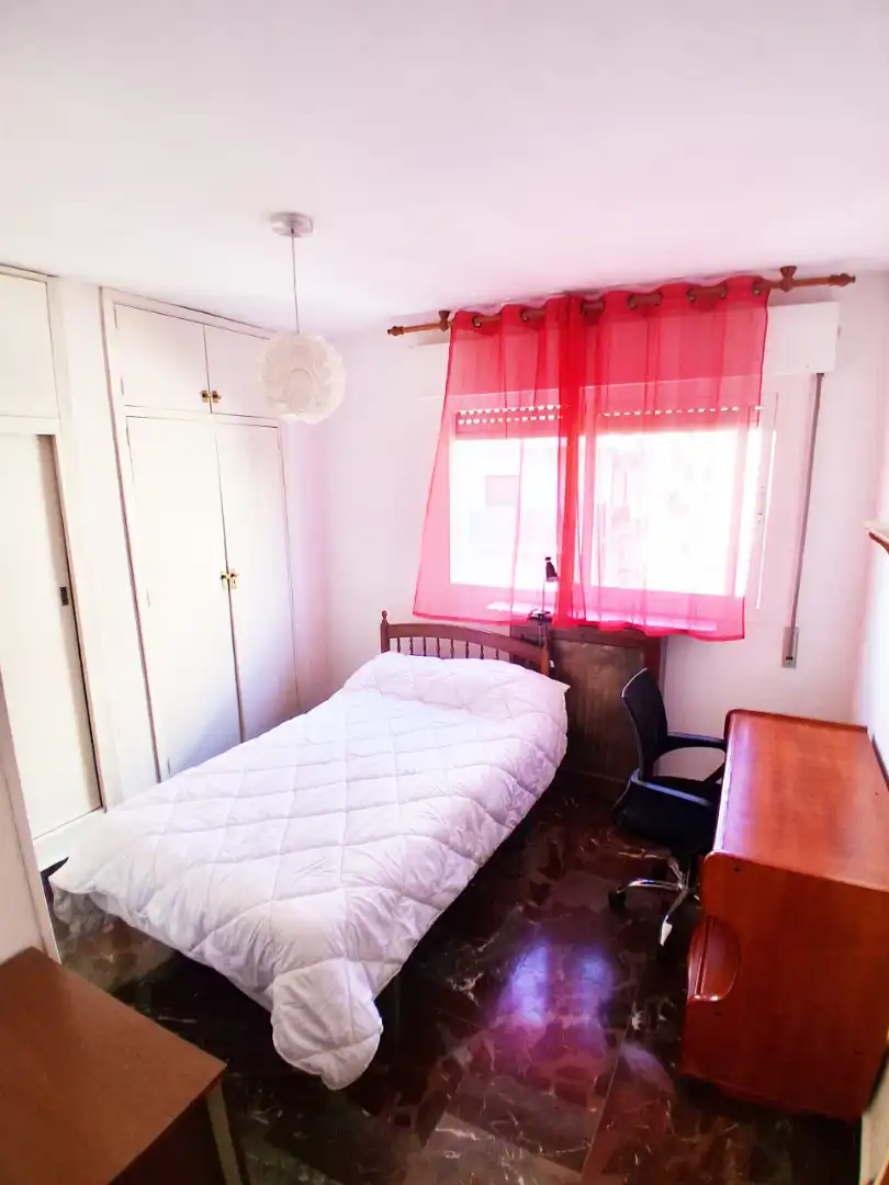 Habitación 140 m², Granada