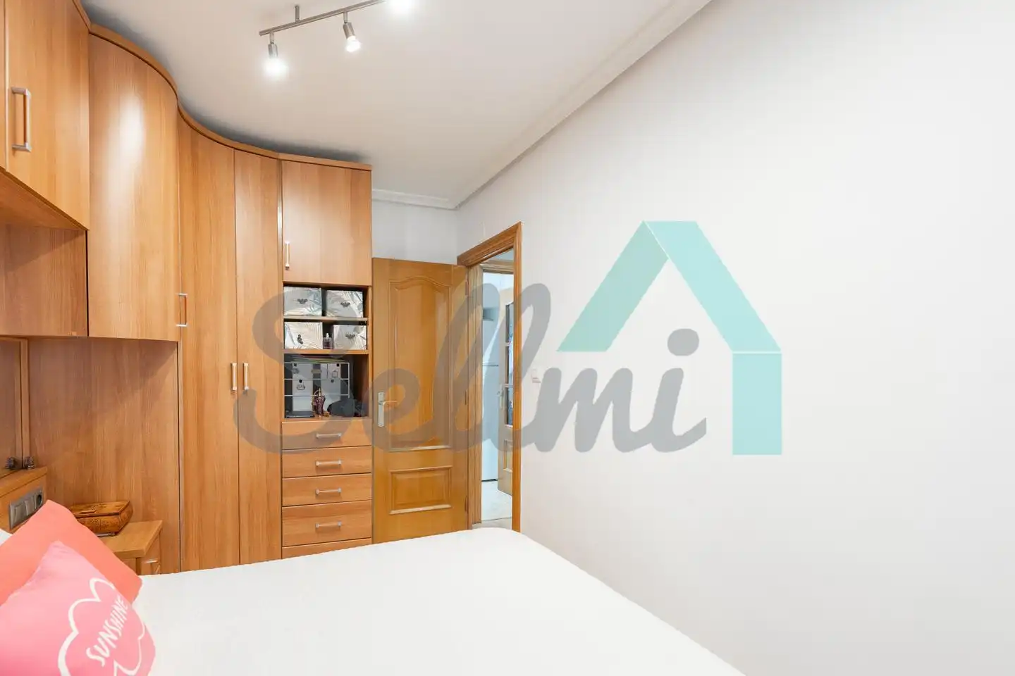 Flat 52 m² in Oviedo
