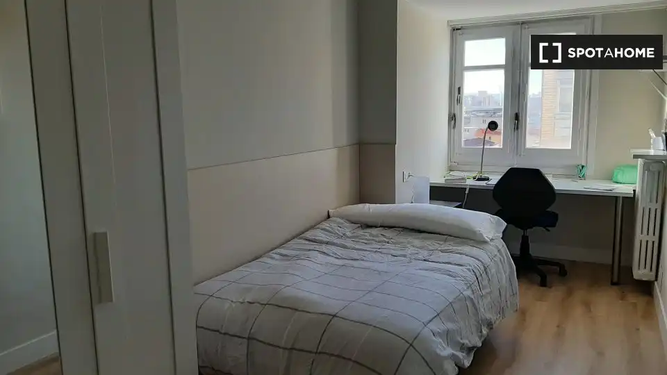 Habitación 161 m², Zaragoza