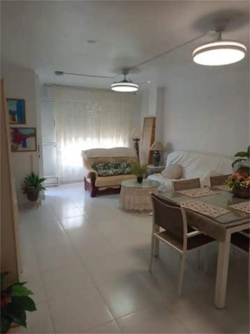 Piso de 100 m² en Albox