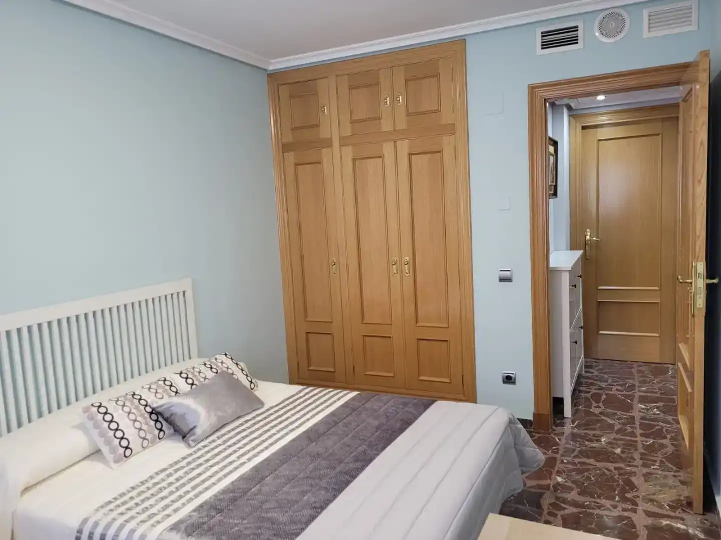 Habitación 100 m², Zaragoza