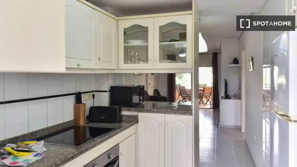 Habitación 75 m², Dénia
