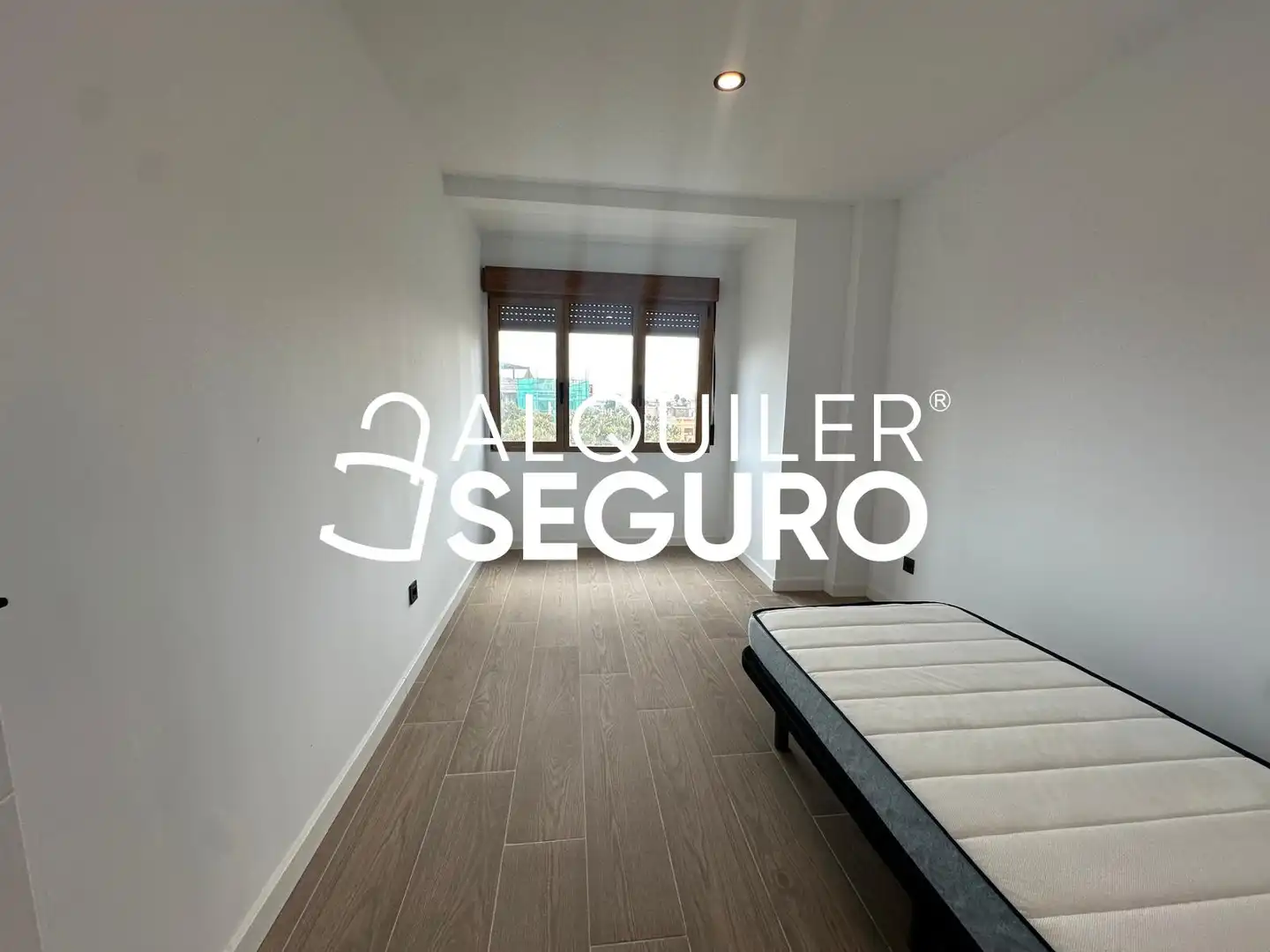 Piso de 70 m² en Tomares