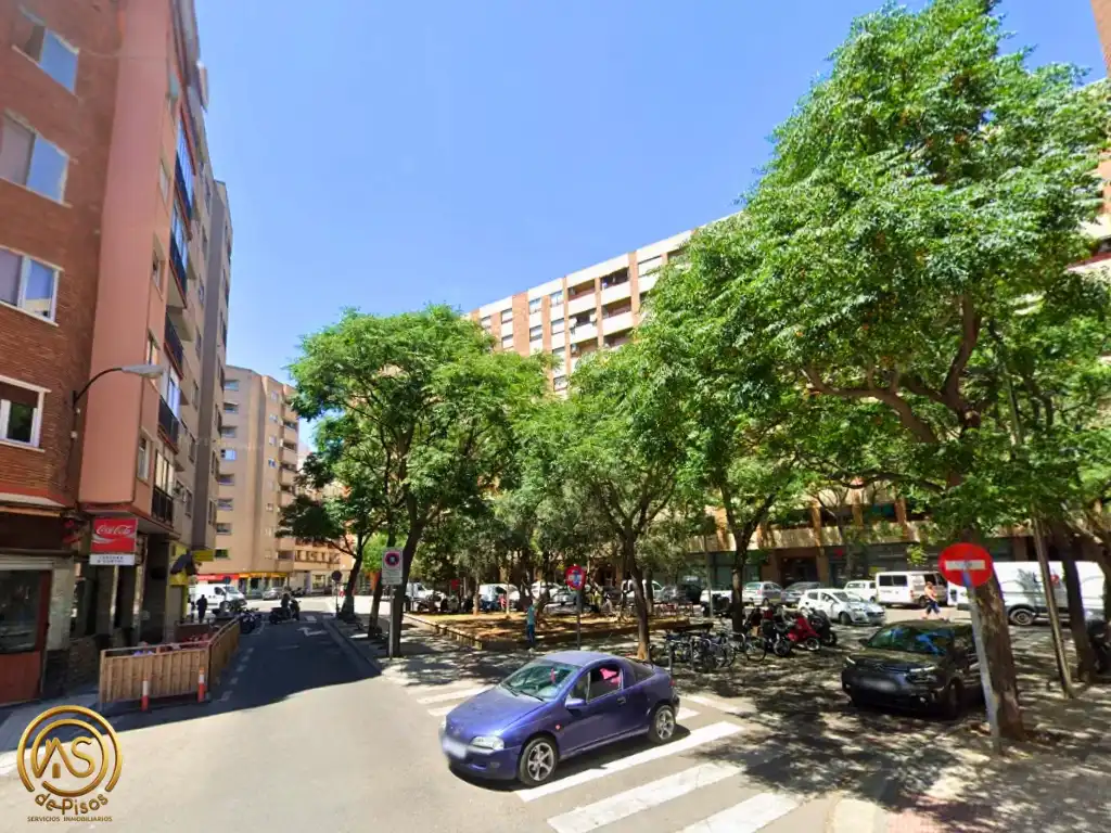 Piso de 93 m² en Zaragoza