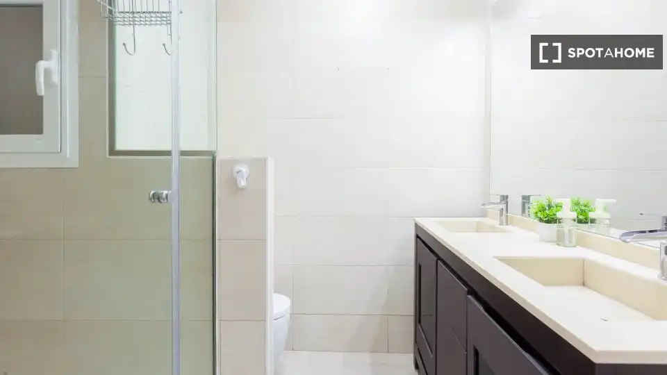 Habitación 98 m², Madrid