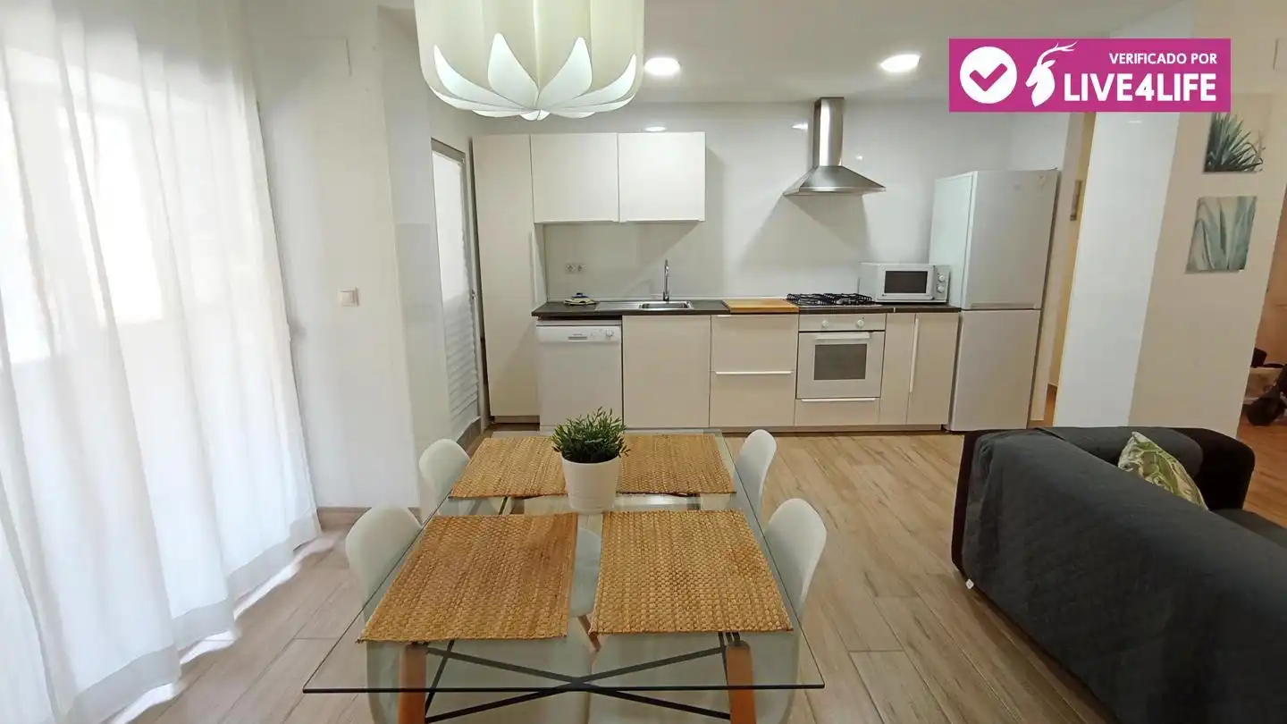 Habitación 13 m², Valencia