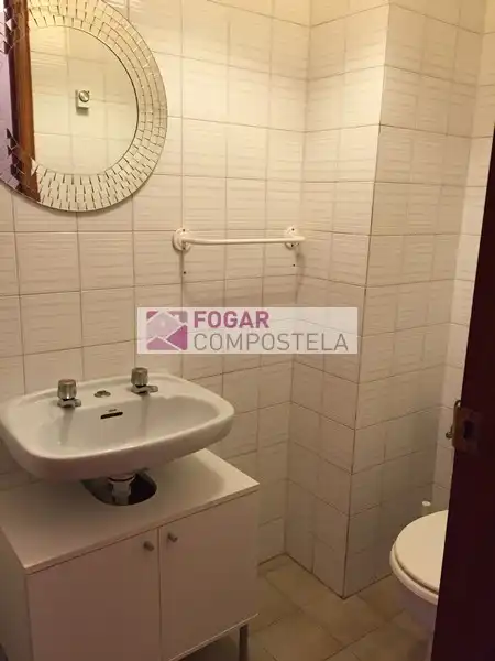 Piso de 90 m² en Santiago de Compostela