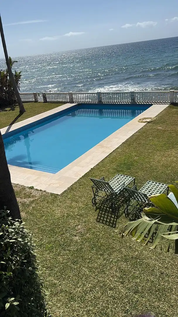 Pis de 984 m² a Estepona