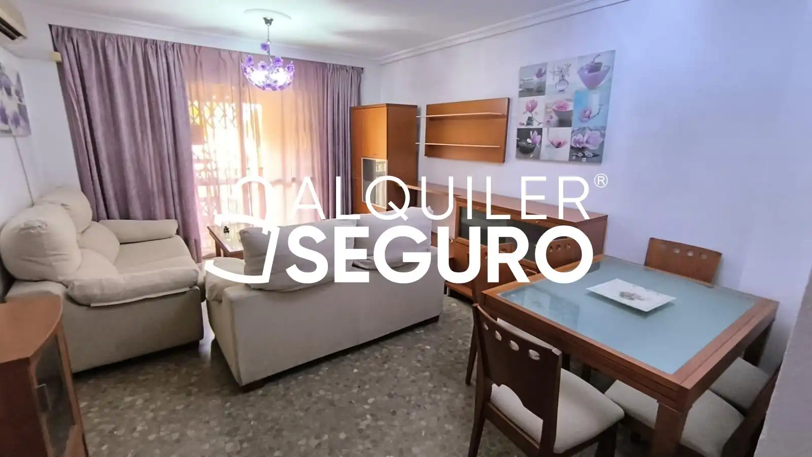Piso de 80 m² en Sevilla