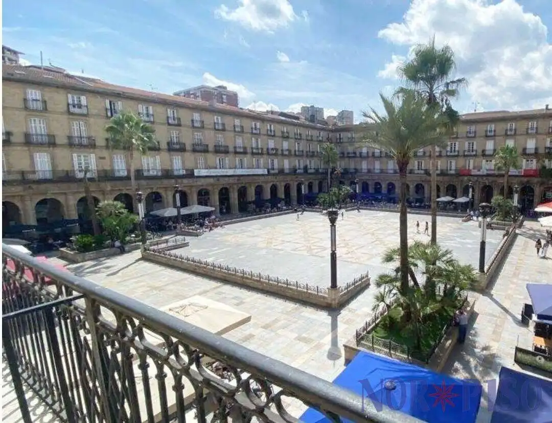 Piso de 170 m² en Bilbao
