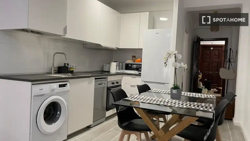 Habitación 81 m², Málaga