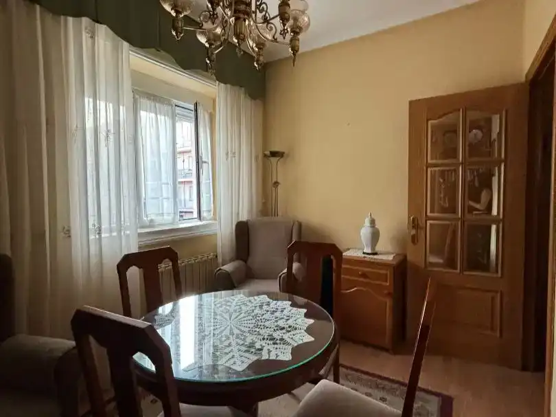 Piso de 80 m² en Ávila