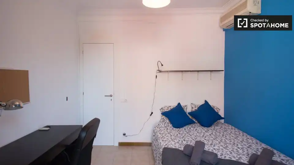 Habitación 75 m², Barcelona