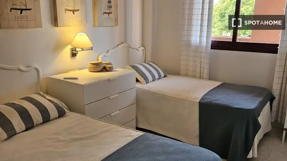 Habitación 138 m², Motril