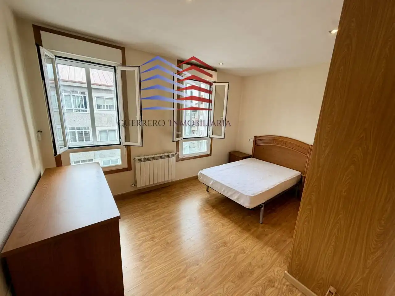 Piso de 85 m² en Ourense