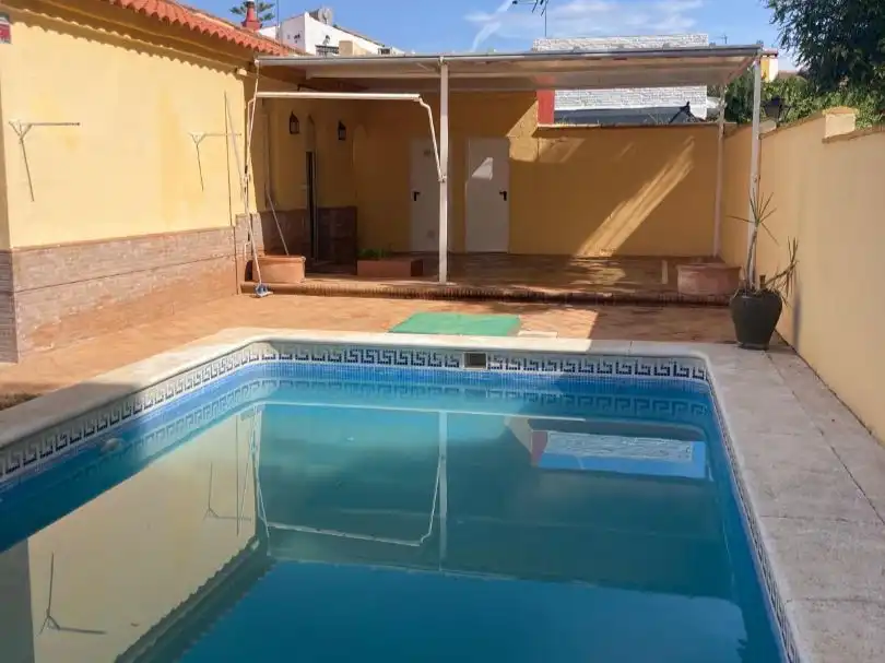 Casa de 96 m² a Palomares del Río