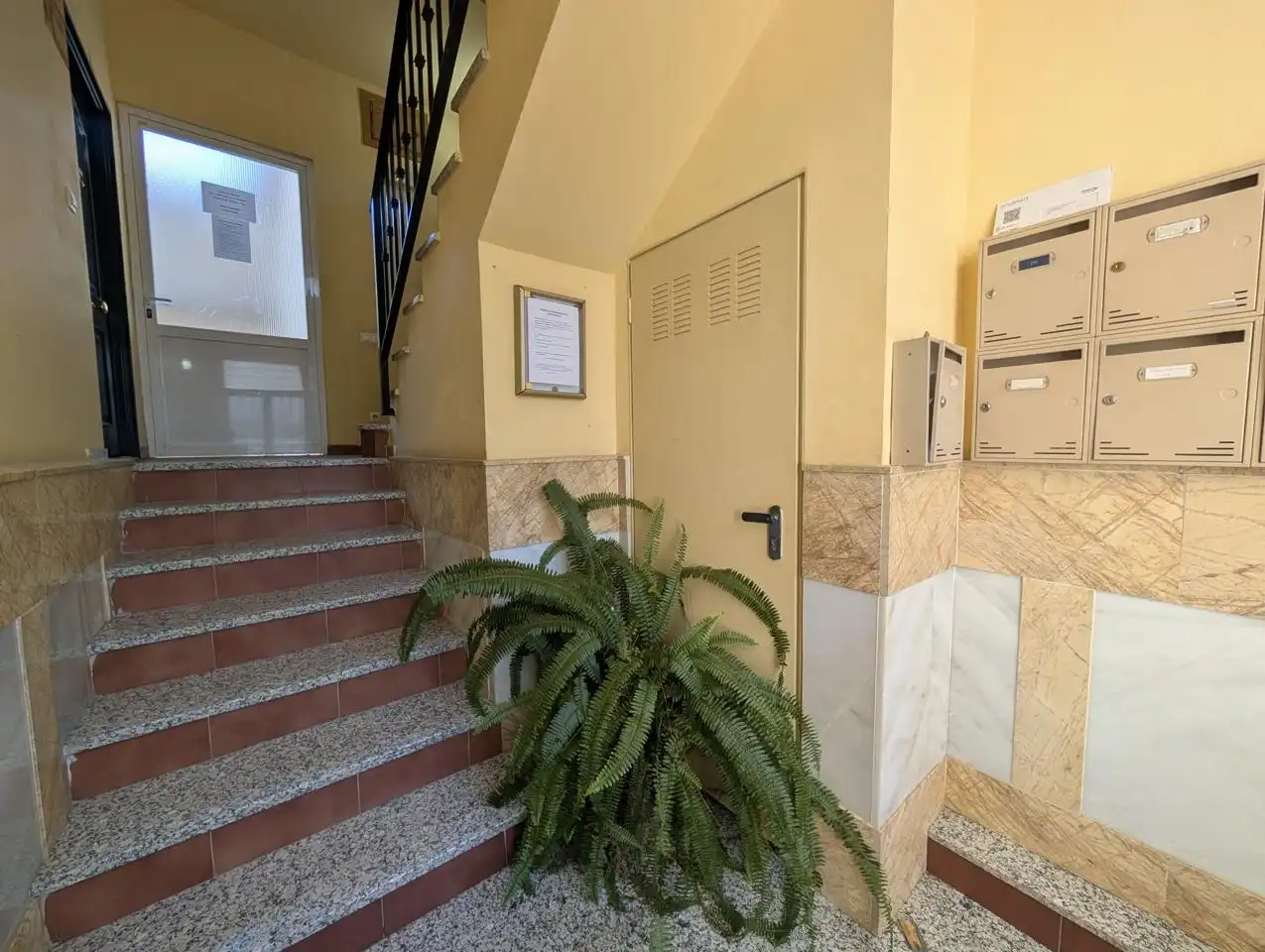 Piso de 64 m² en Linares