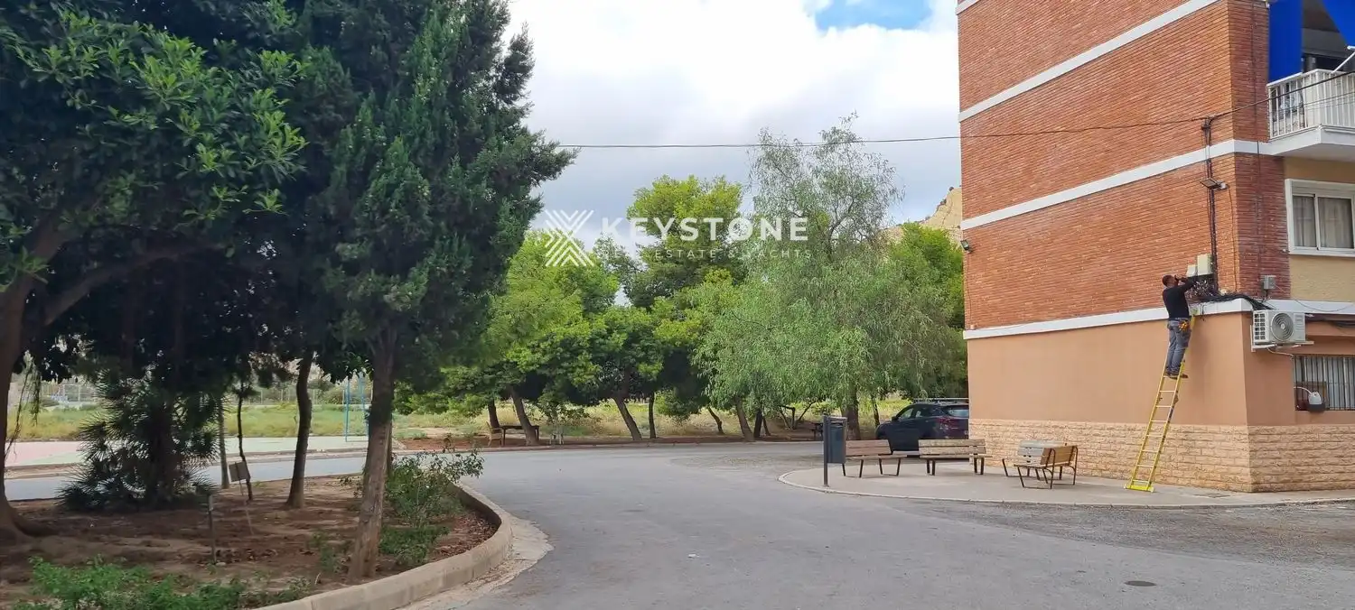 Flat 73 m² in Alacant / Alicante