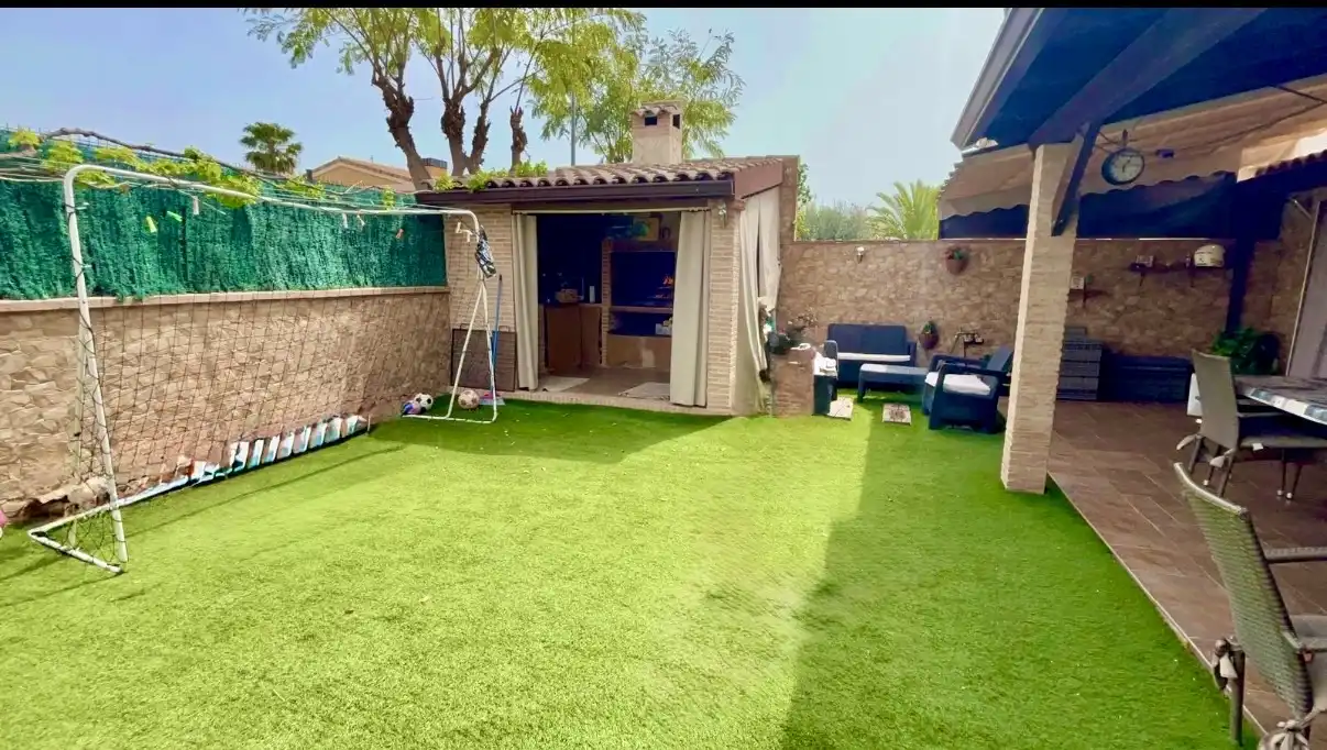 Casa de 170 m² a Mutxamel