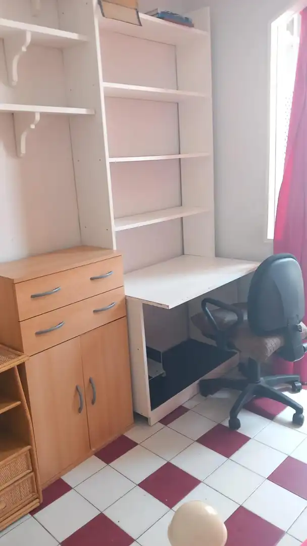 Habitación 100 m², Almería
