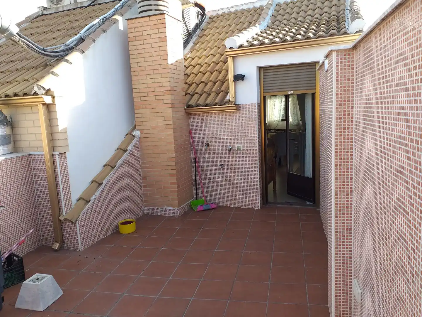 Piso de 80 m² en Linares