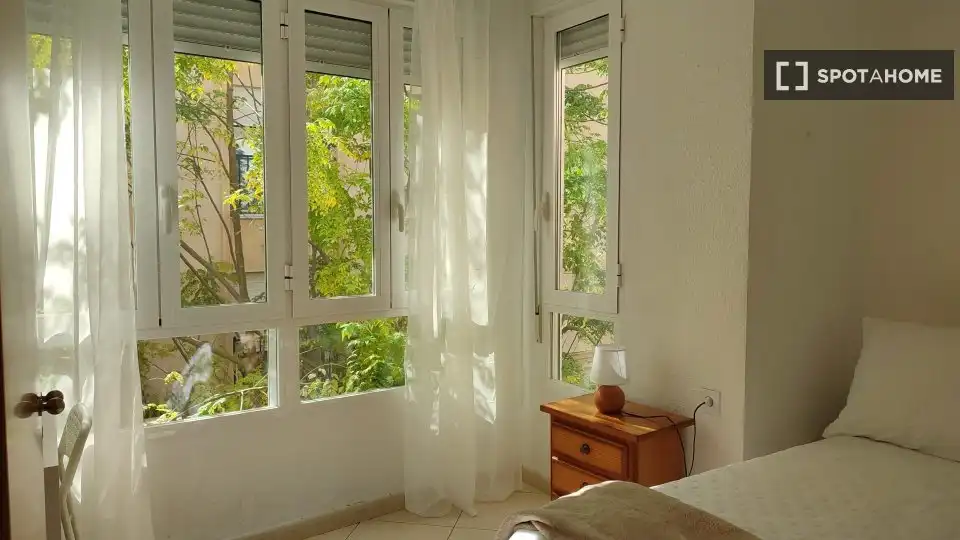 Habitación 92 m², Alicante