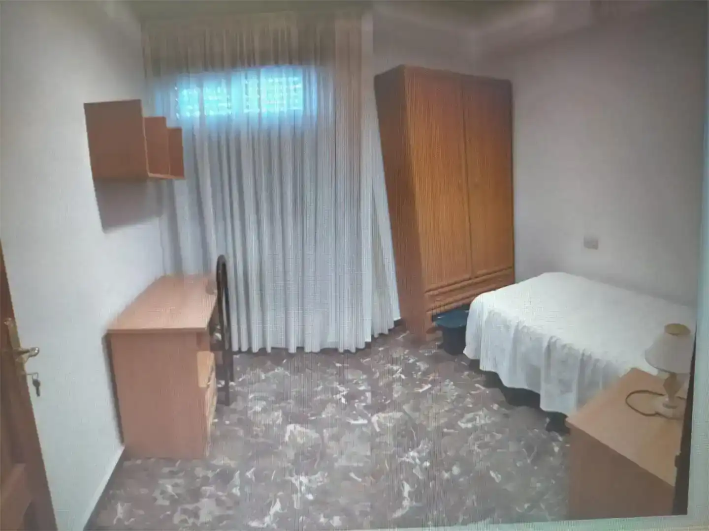 Piso de 100 m² en Linares