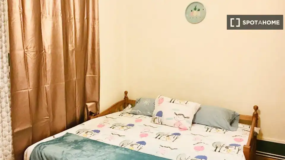 Habitación 104 m², Vigo