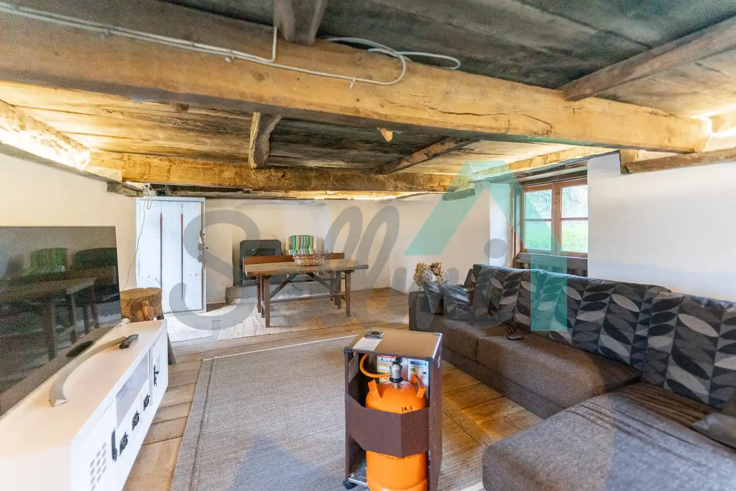 House 109 m² in Salas