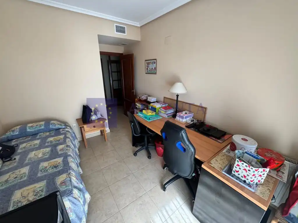 Piso de 180 m² en Cáceres