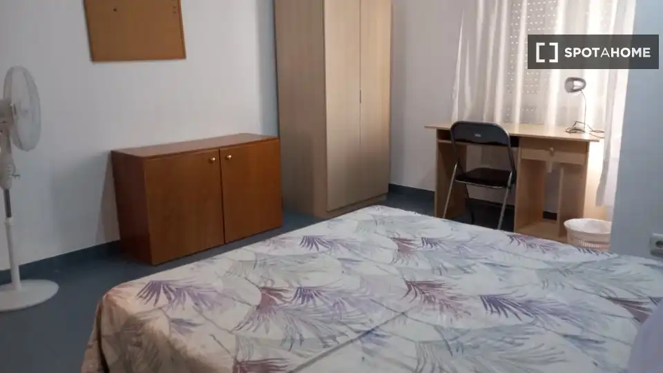 Habitación 115 m², Alicante