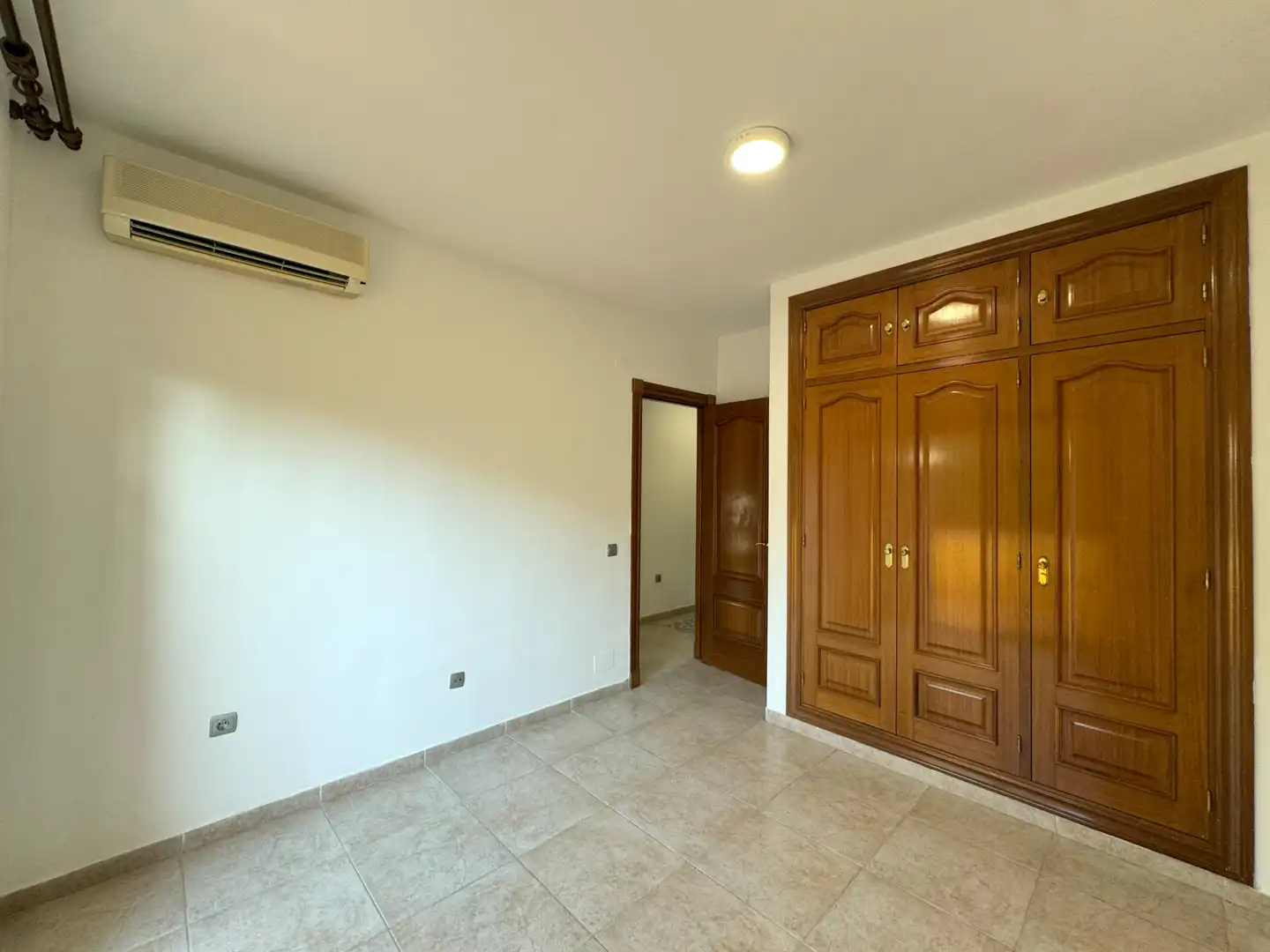 Casa de 240 m² en Alhaurín de la Torre