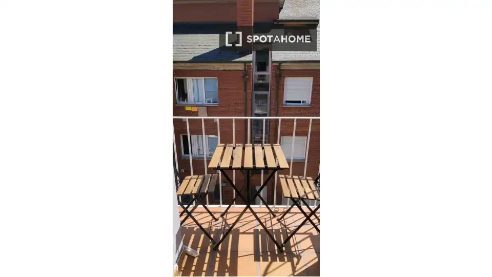 Habitación 75 m², Santander