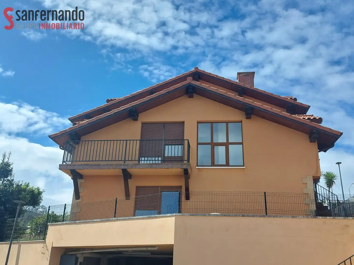 Appartement 104 m² à Alfoz de Lloredo