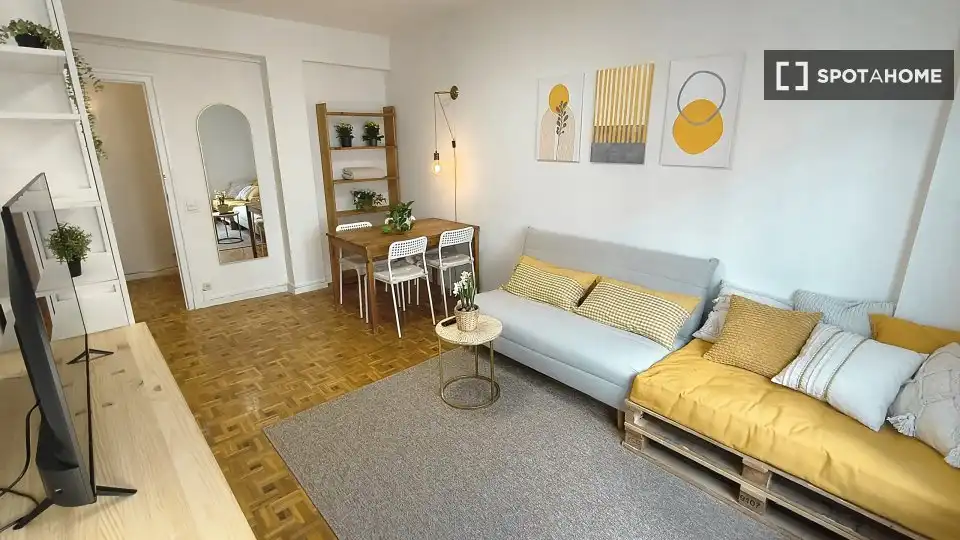 Habitación 143 m², Pamplona