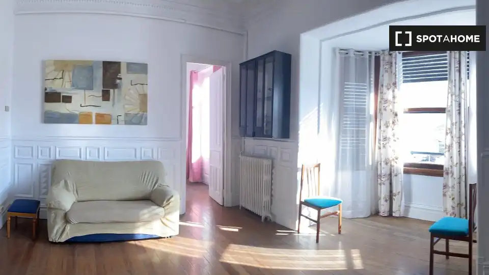 Habitación 207 m², Bilbao