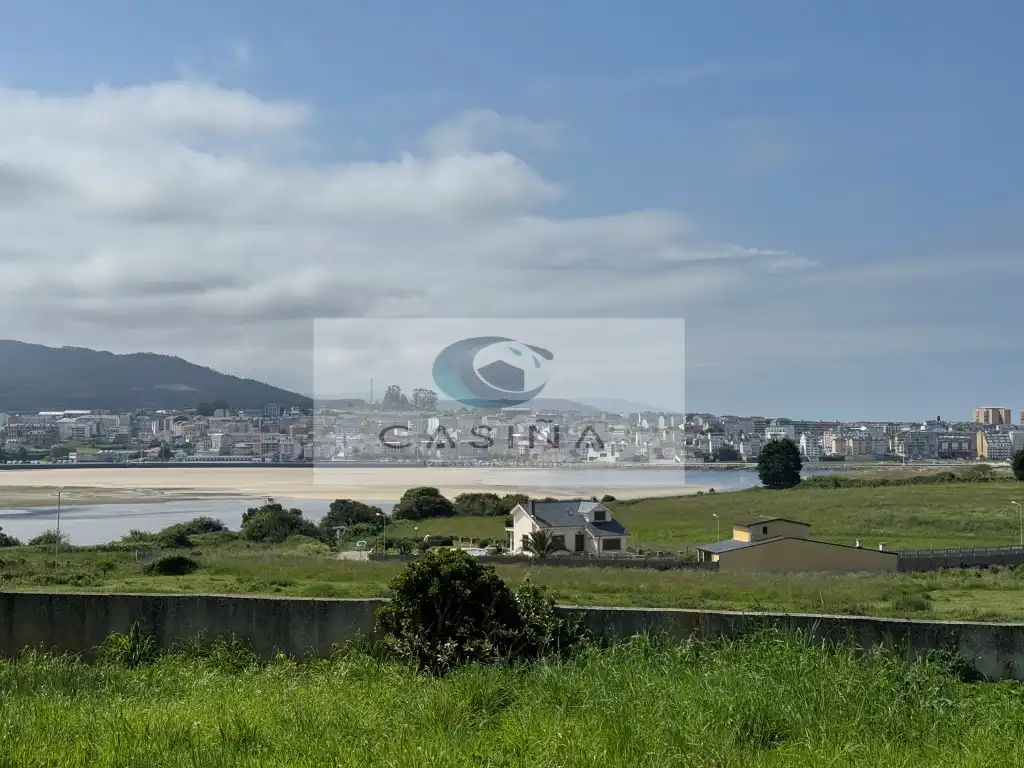 Piso de 250 m² en Barreiros