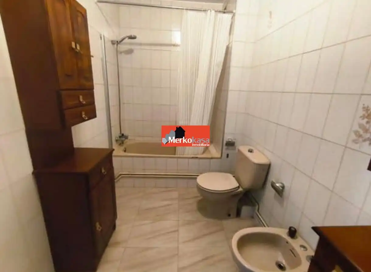 Piso de 92 m² en Lugo