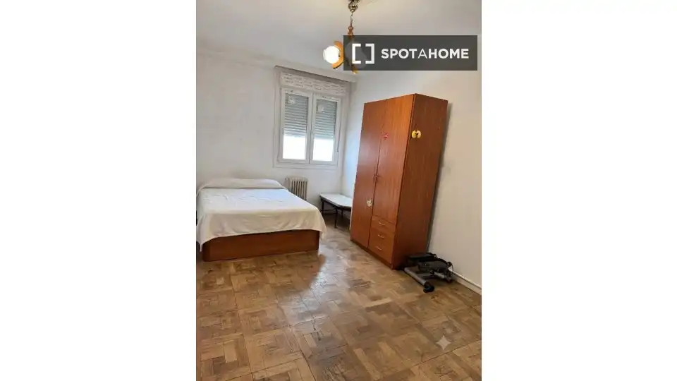Habitación en alquiler, Pamplona